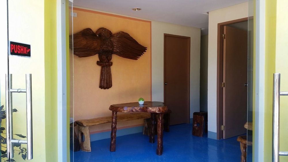 Ezy Stay Puerto Princesa Tiniguiban Exterior foto